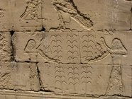 Image: Highest register of the northern girdle wall photographed with a 10 m tripod